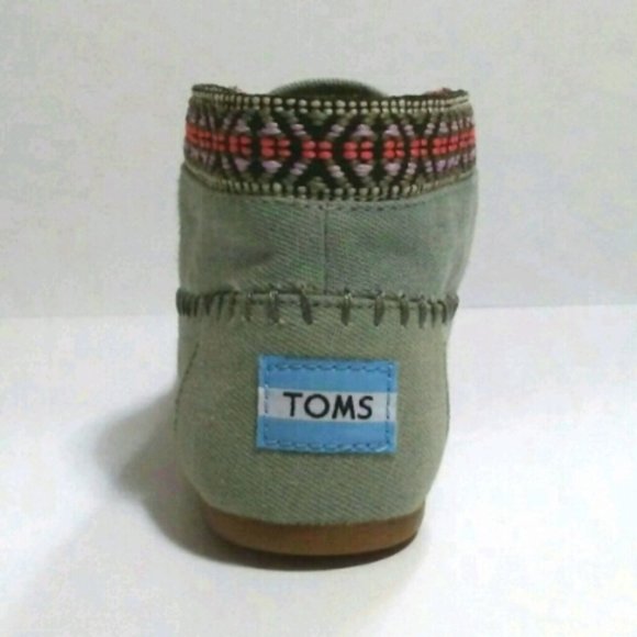 TOMS tribal/aztec booties - Picture 3 of 4